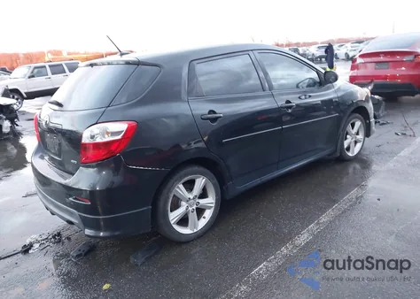 2010 Toyota Matrix S z USA, uszkodzony, nr VIN 2T1LE4EE1AC014233